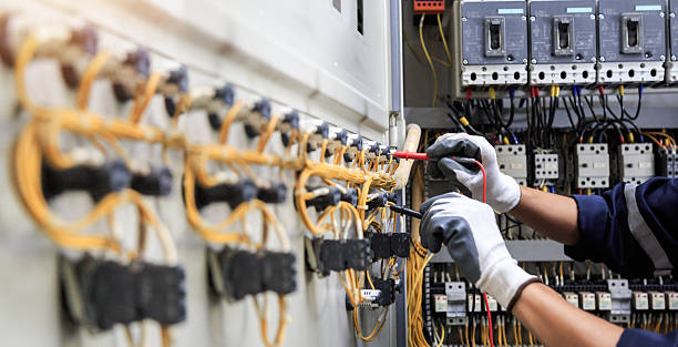 Professional Electrician technician working in Cambridge, MD